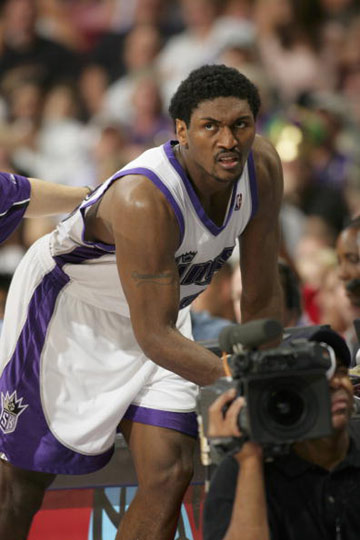 跟队：赫伊森将会在本周末皇马客战阿拉维斯的比赛中回归（队记：赫伊森将于本周末随皇马做客阿拉维斯时复出）