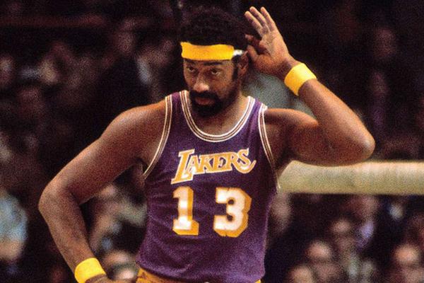 辽宁男篮王哲林豪取40分带队取胜（王哲林轰下40分助辽宁男篮力克对手）