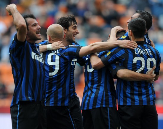 德尚：于帕是最好的后卫之一，他是否续约对法国队都没问题（德尚：于帕是顶级后卫，续约与否都不影响法国队）