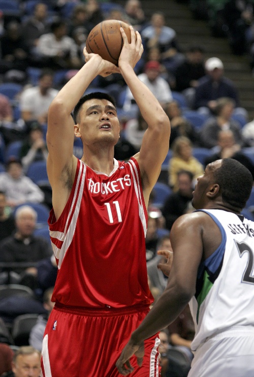 埃贝尔：对阵巴黎是场特别的比赛，这场较量有很强的荣誉意义（埃贝尔：与巴黎之战意义非凡，这是一场关乎荣誉的较量）