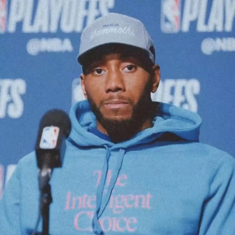 西甲半场：博耶点射破门，阿拉维斯暂1-0皇家社会（西甲半场战报：博耶点球建功，阿拉维斯暂以1-0领先皇家社会）