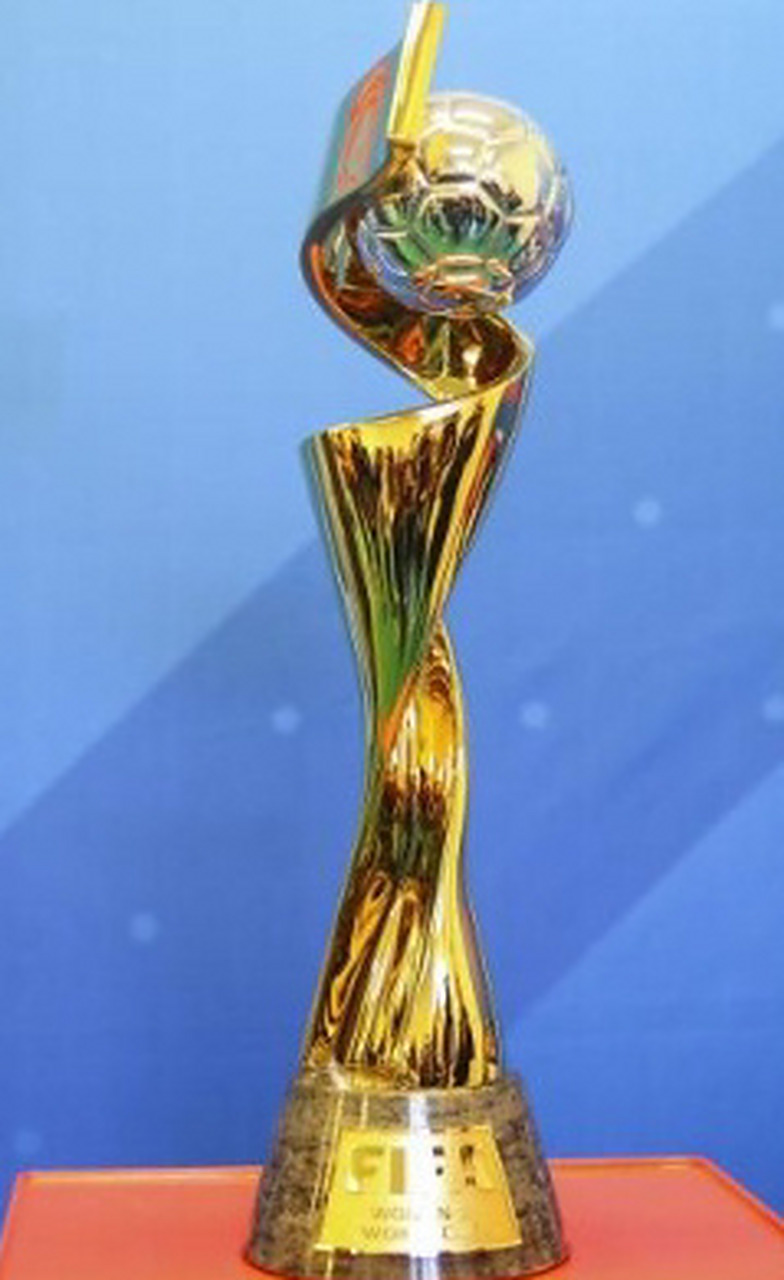 狄龙本赛季数据对比火箭生涯数据：得分表现突飞猛进！（狄龙本季数据对照火箭生涯：得分大幅跃升！）