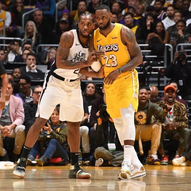 巴黎圣日耳曼内马尔帽子戏法（巴黎圣日耳曼内马尔上演帽子戏法）